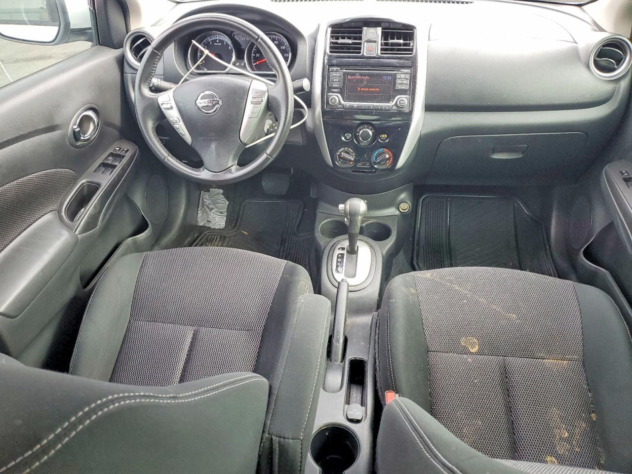 2017 NISSAN VERSA