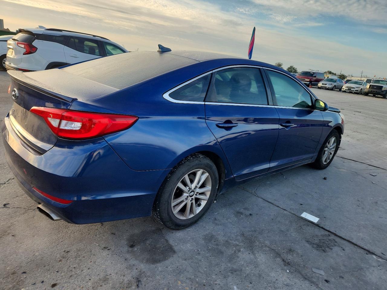 2016 HYUNDAI SONATA
