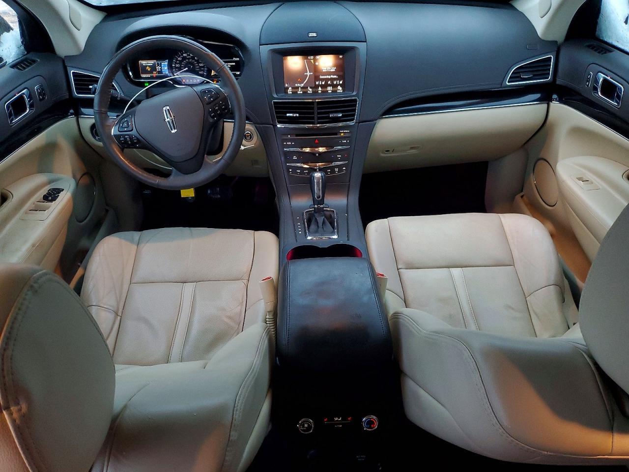2019 LINCOLN MKT