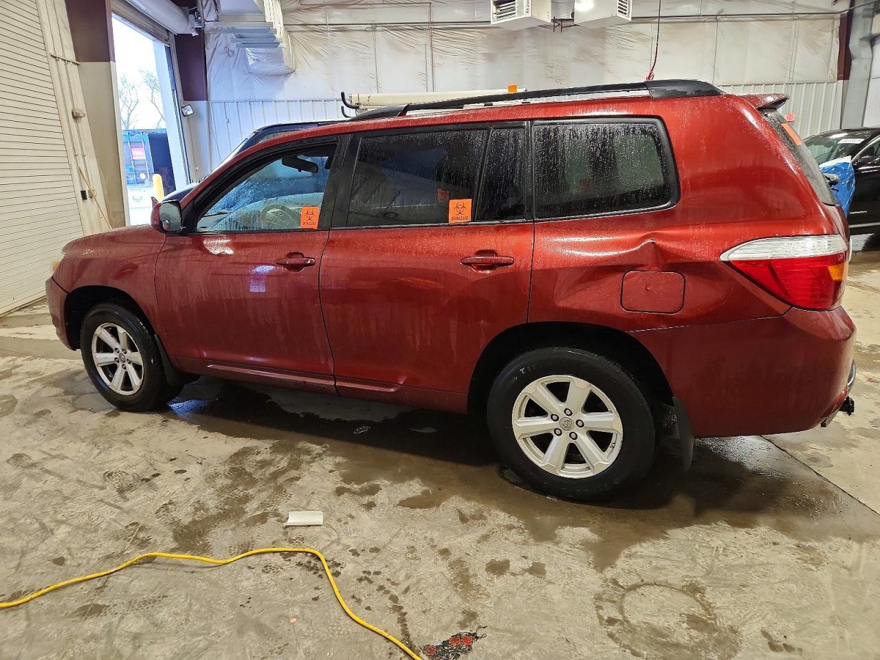 2010 TOYOTA HIGHLANDER