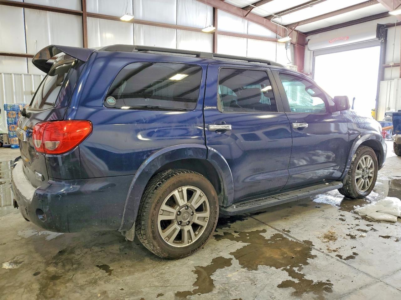 2008 TOYOTA Sequoia