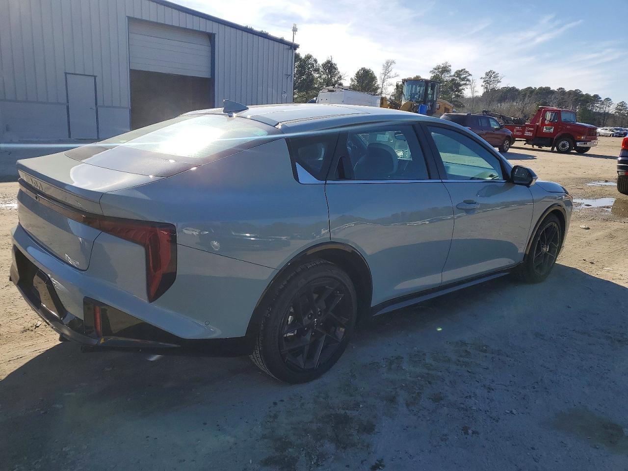 2025 KIA K4