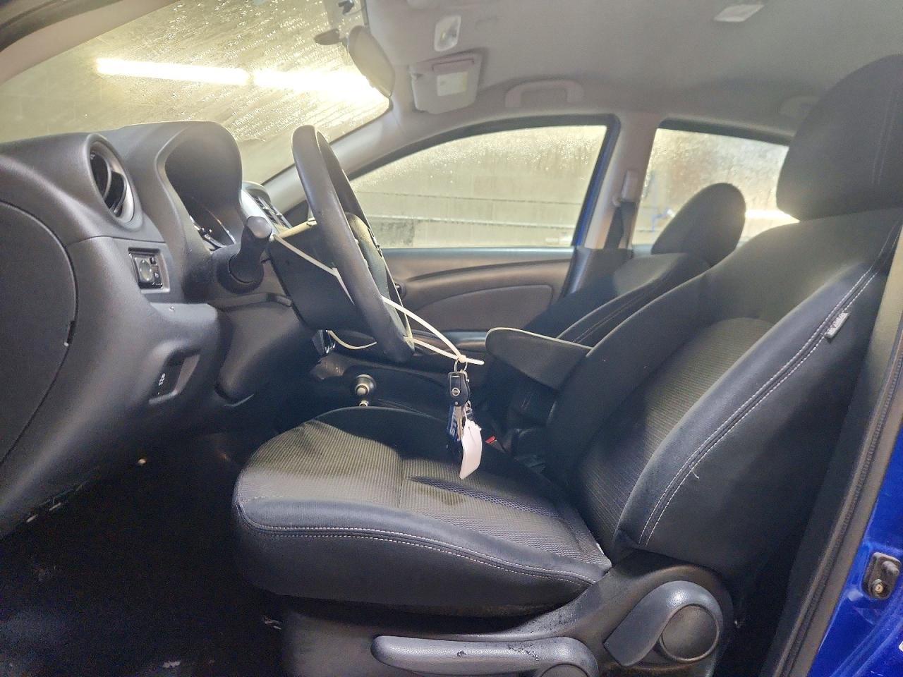 2015 NISSAN VERSA