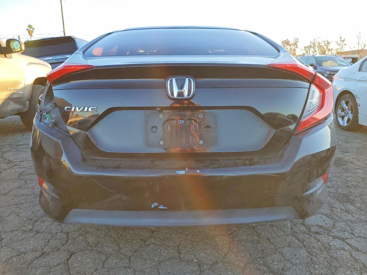 2016 HONDA CIVIC