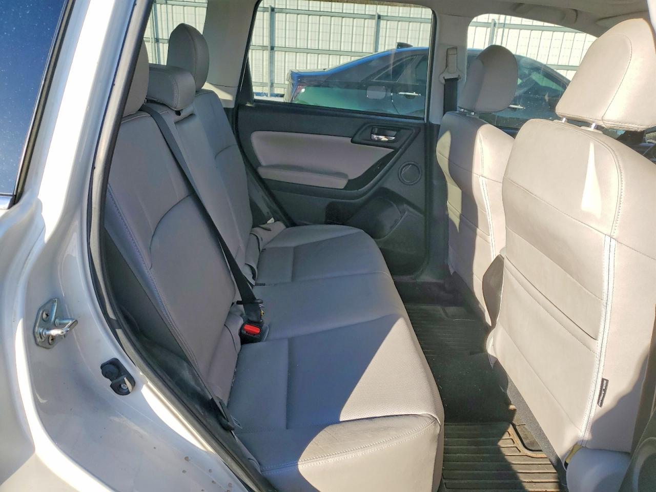 2015 SUBARU FORESTER