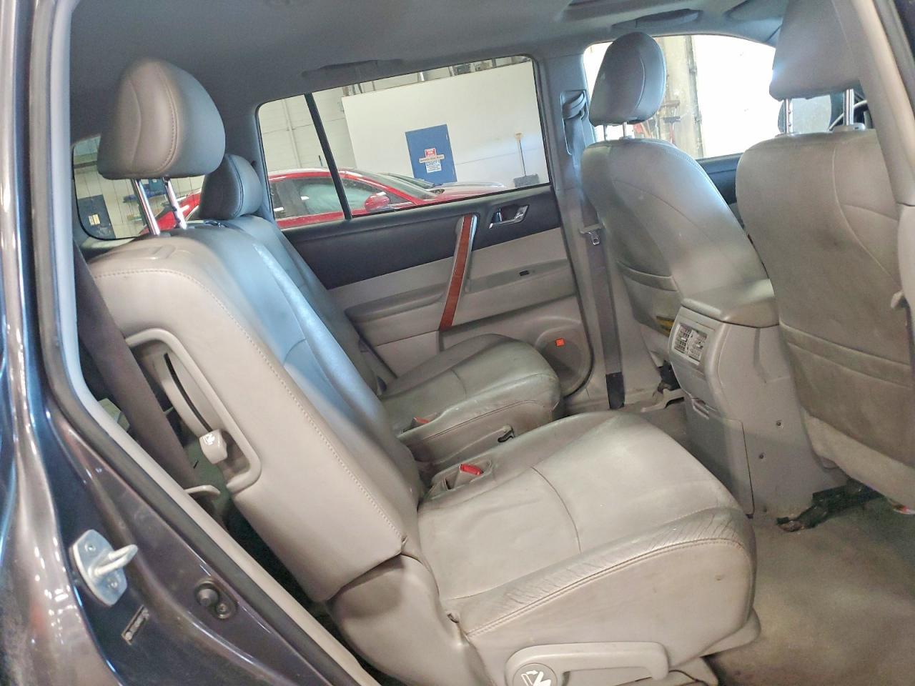 2009 TOYOTA HIGHLANDER