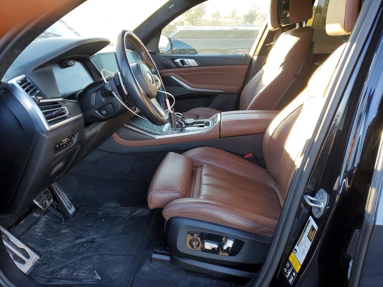 2022 BMW X7