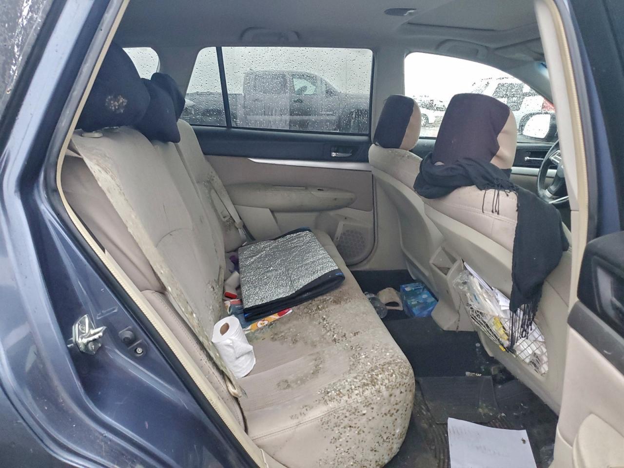 2014 SUBARU Outback