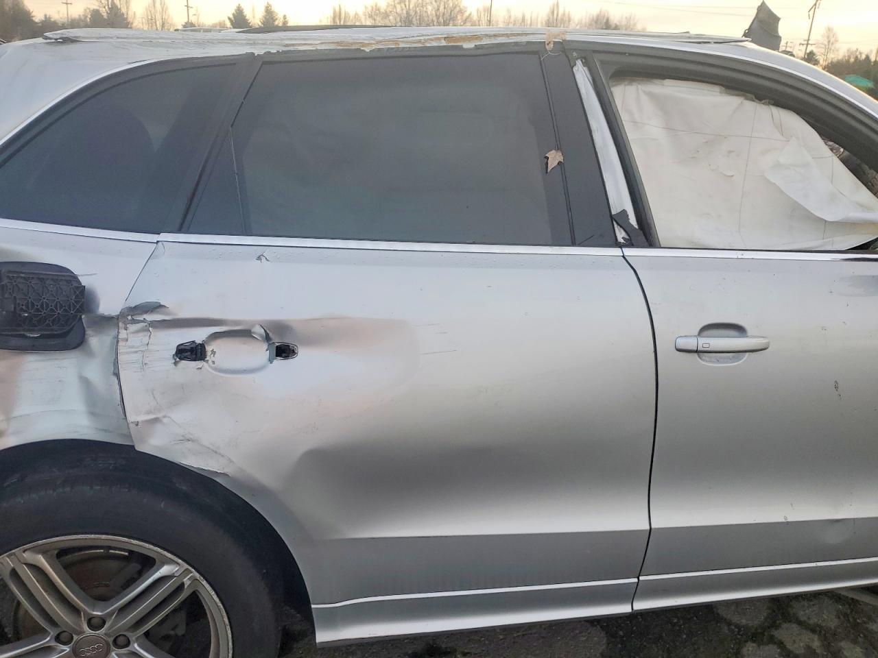 2010 AUDI Q5
