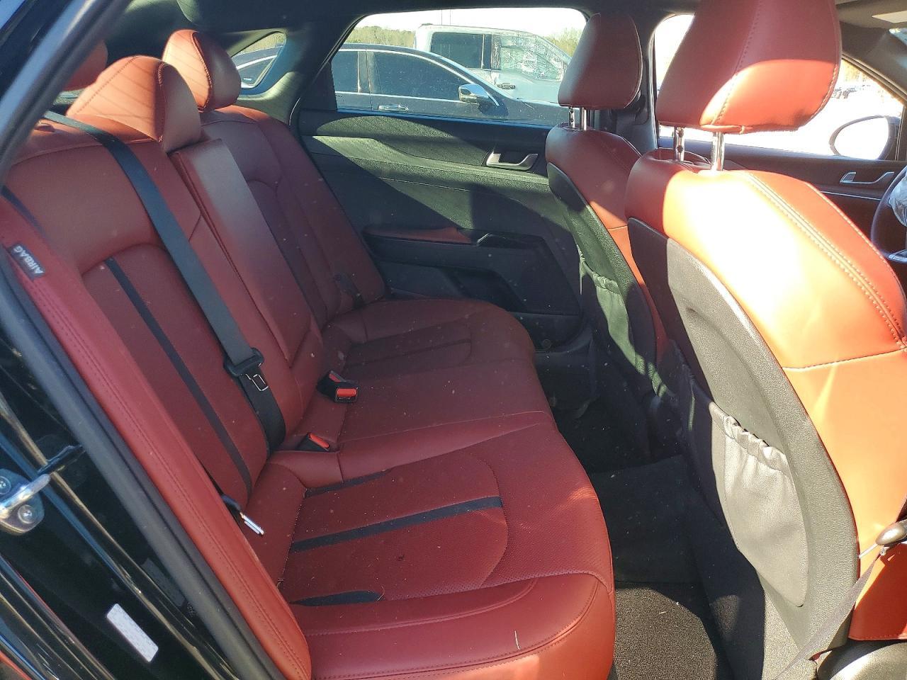 2022 KIA K5