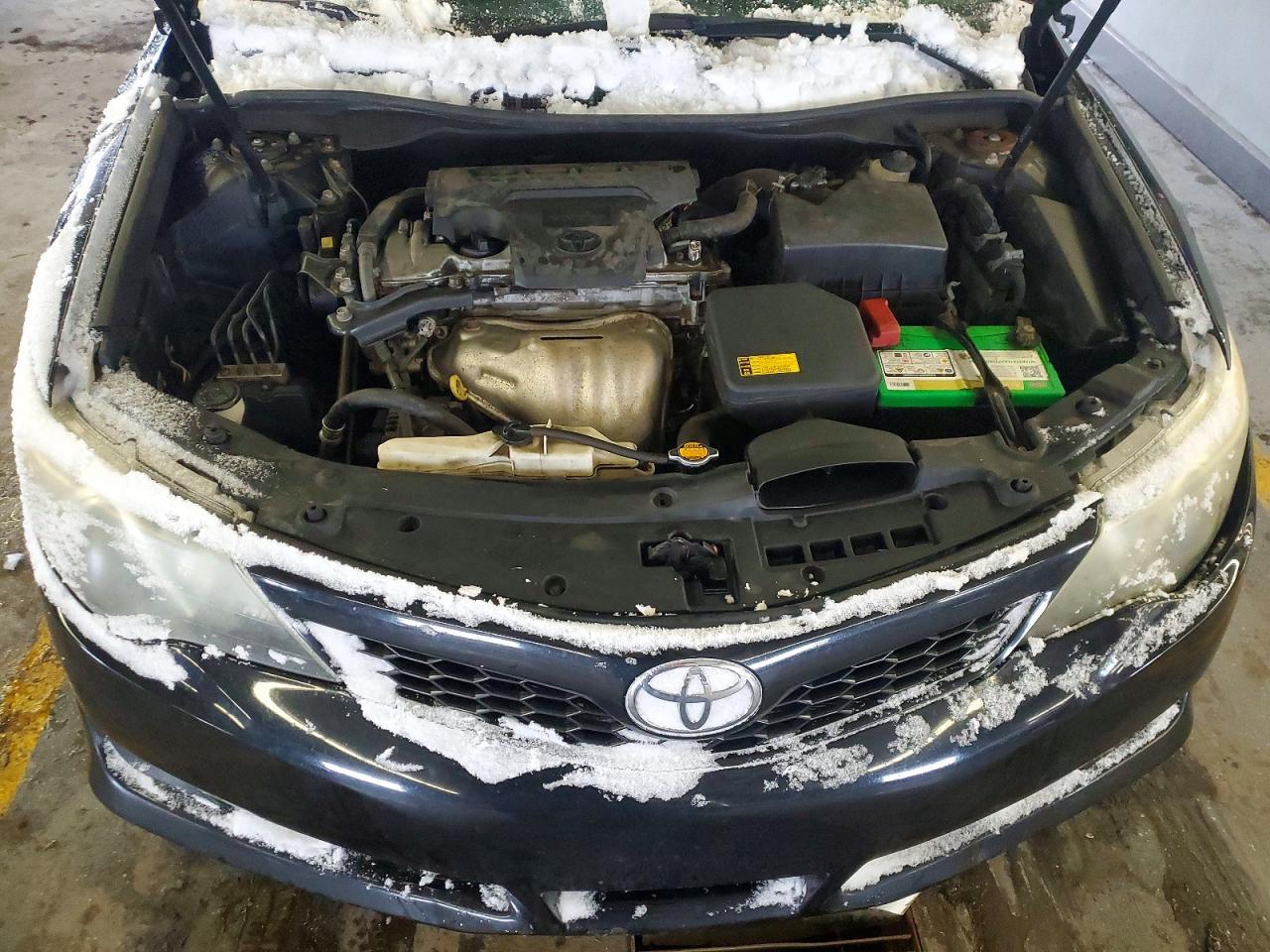 2014 TOYOTA CAMRY