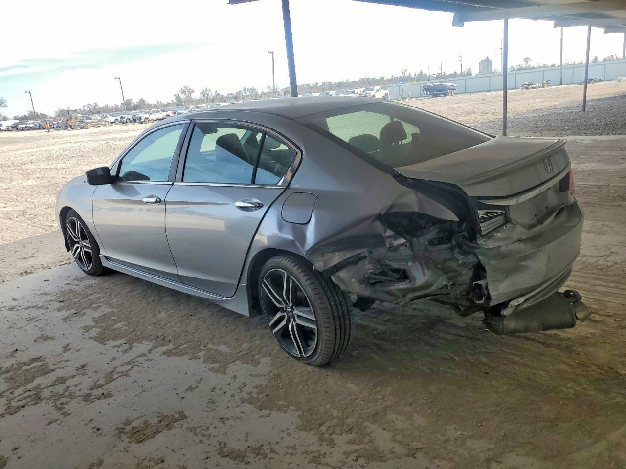 2016 HONDA ACCORD