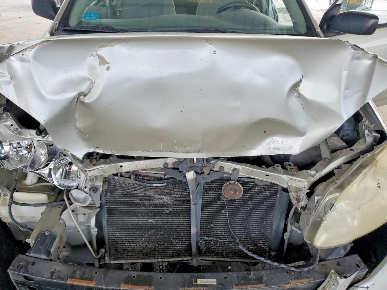 2004 TOYOTA COROLLA