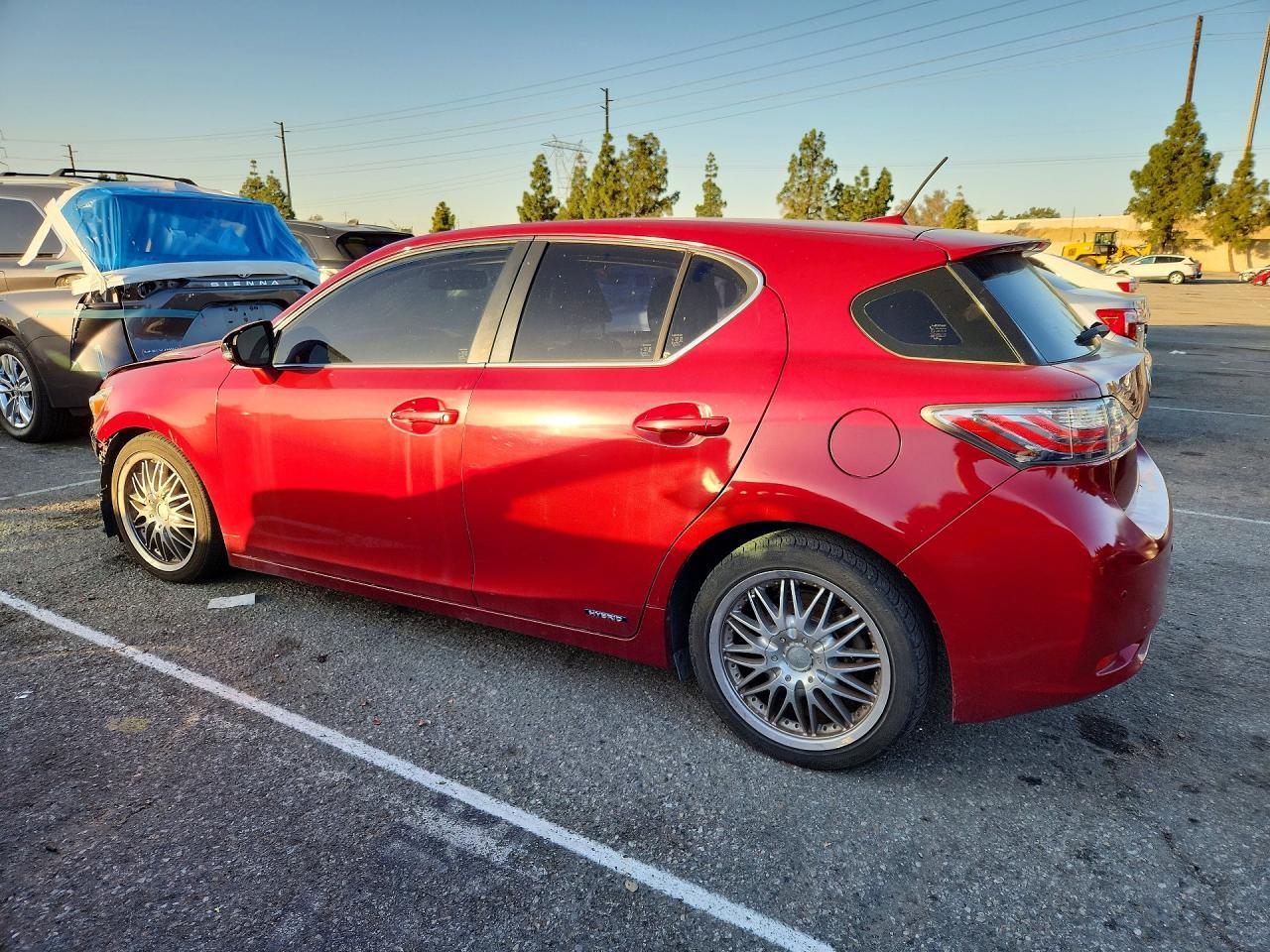 2013 LEXUS CT 200H