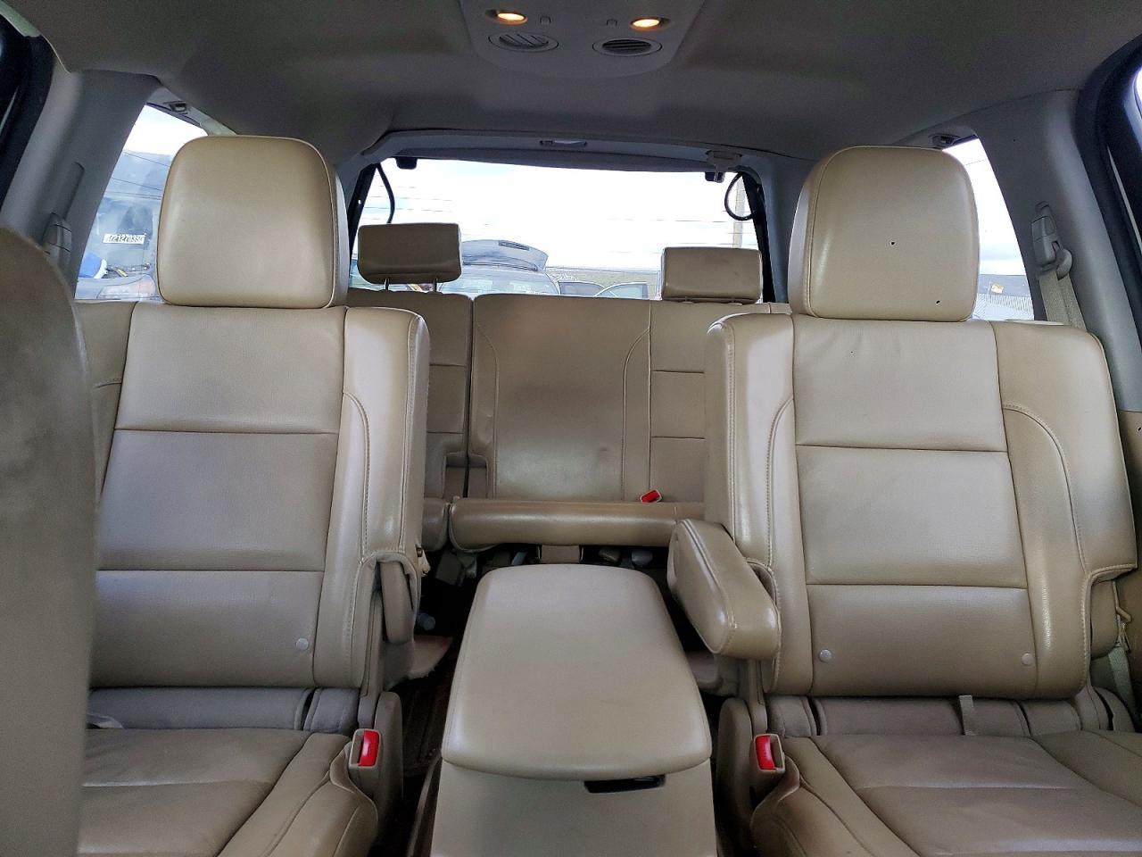 2013 NISSAN Armada