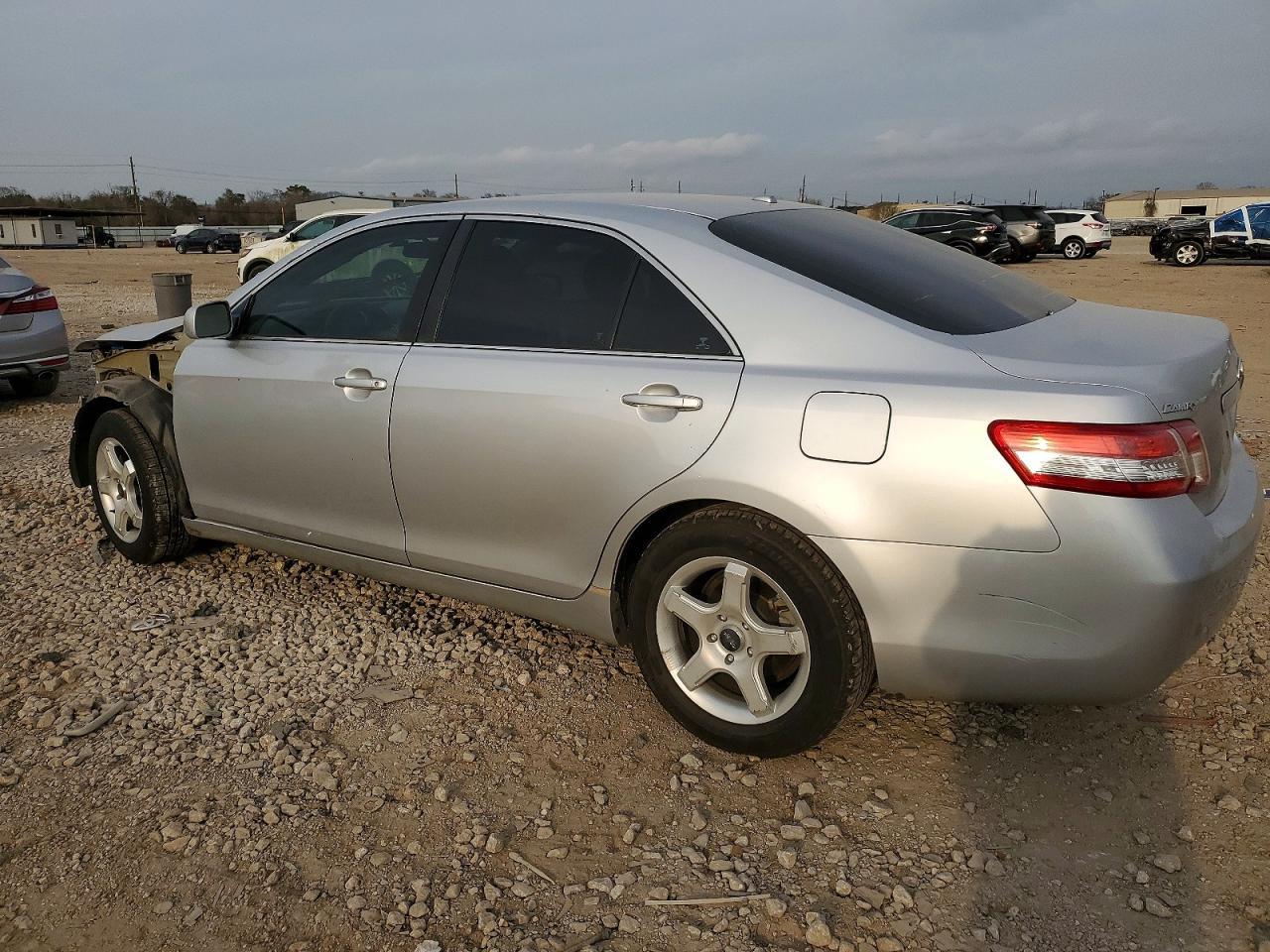 2010 TOYOTA CAMRY