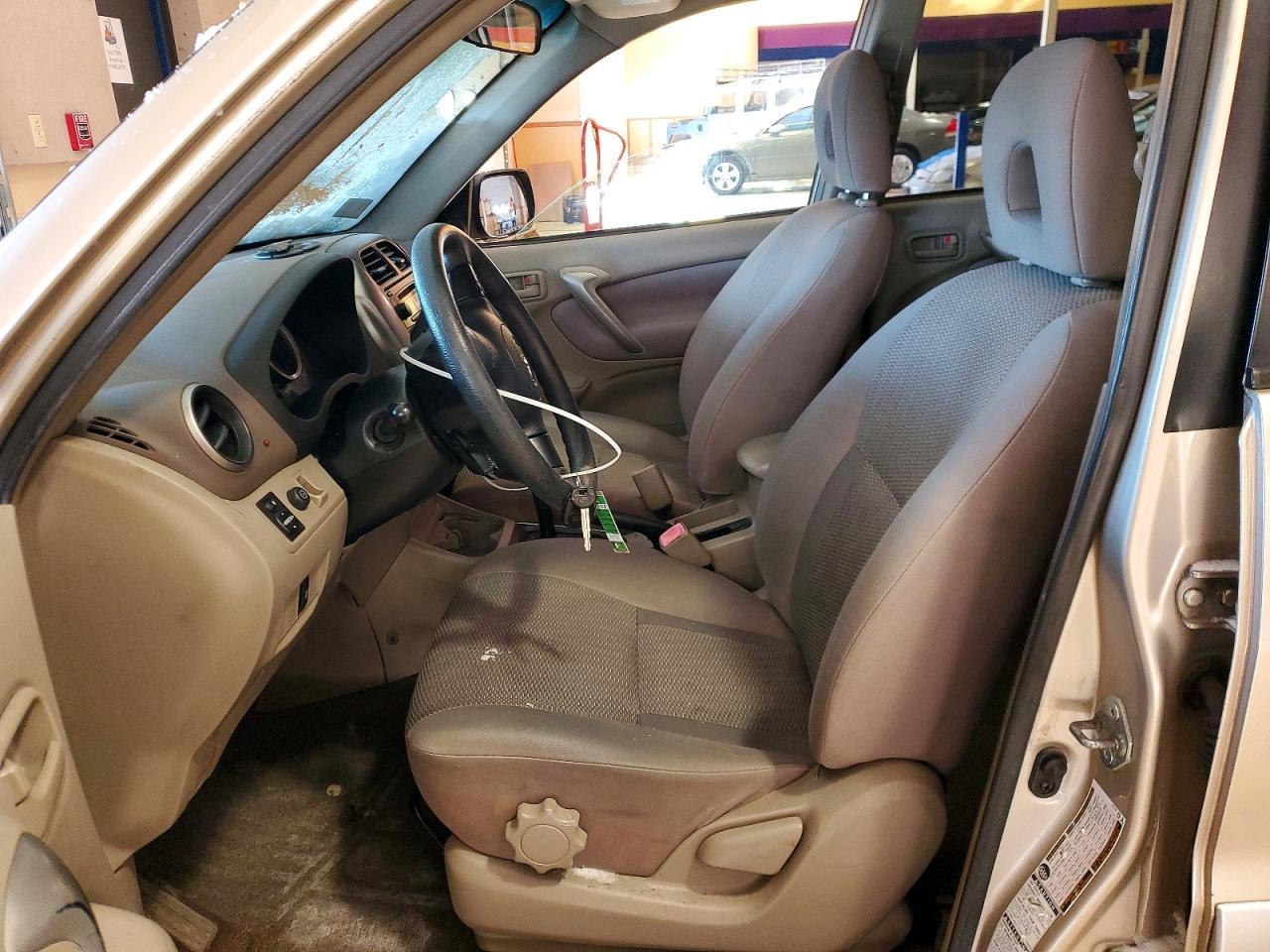 2005 TOYOTA RAV4
