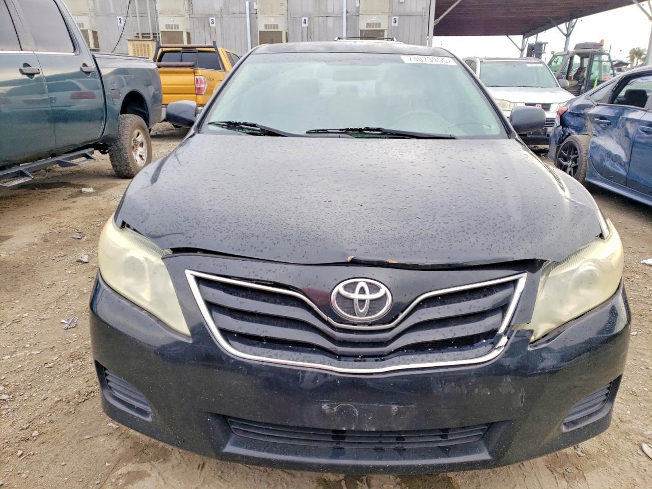 2010 TOYOTA CAMRY