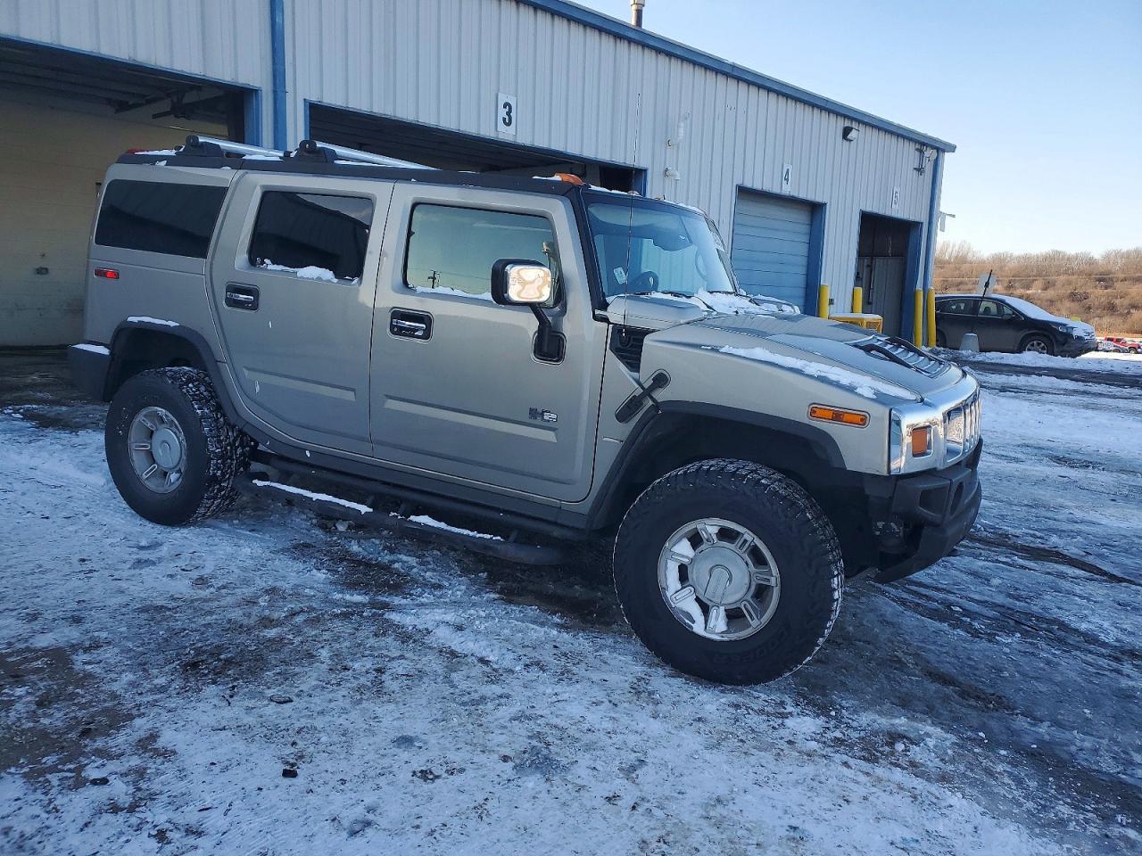 2004 HUMMER H2