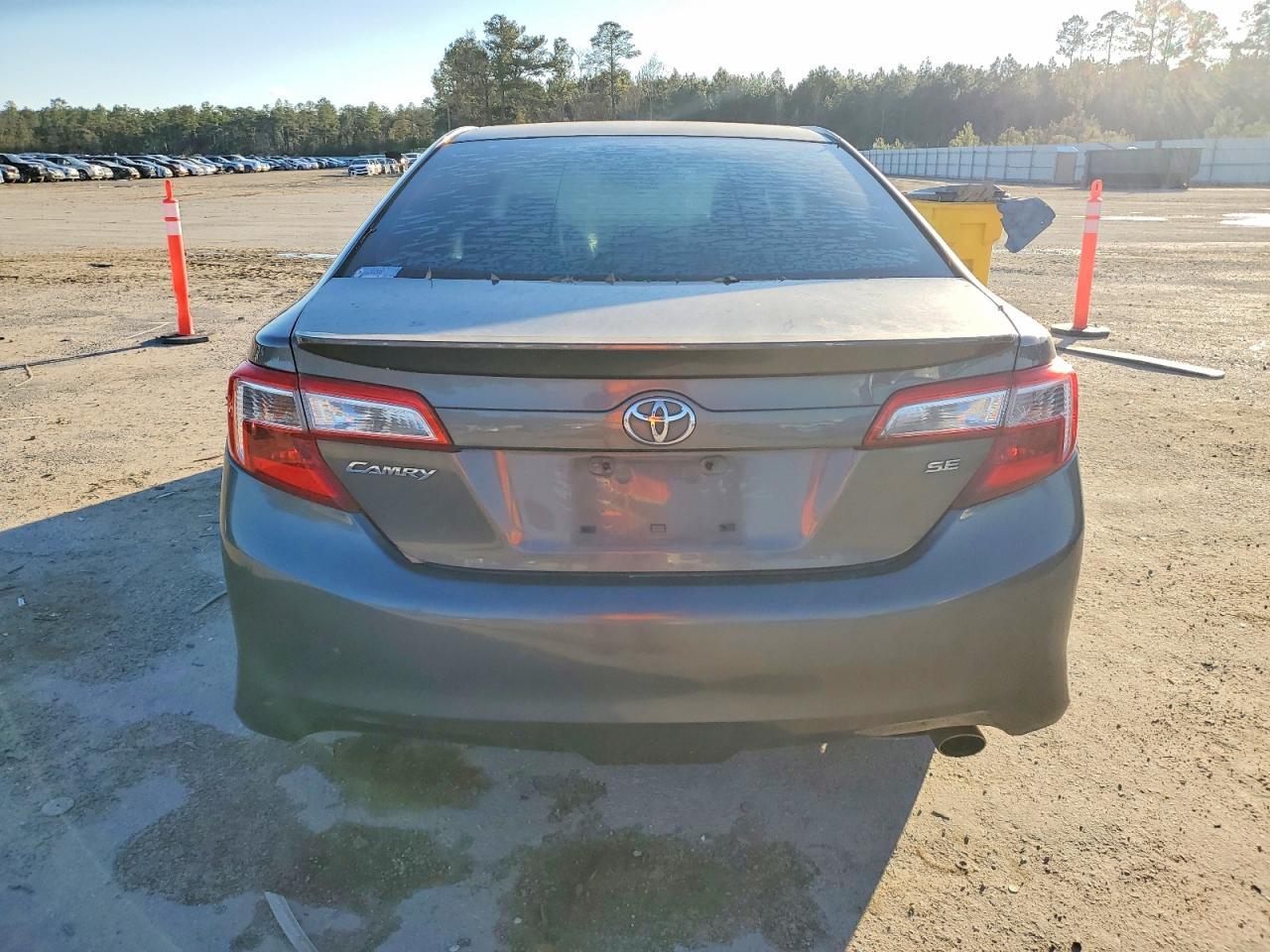 2012 TOYOTA CAMRY