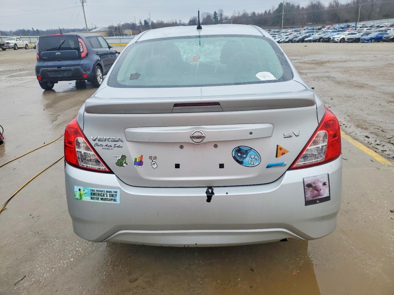 2015 NISSAN VERSA