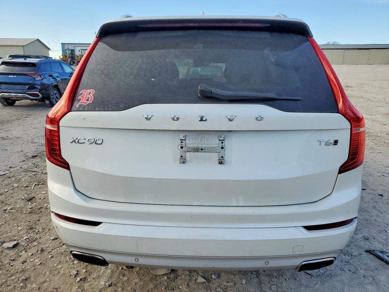 2017 VOLVO XC90