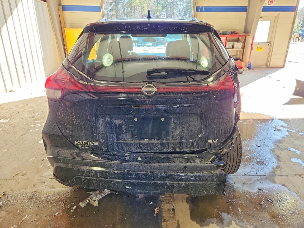 2022 NISSAN KICKS