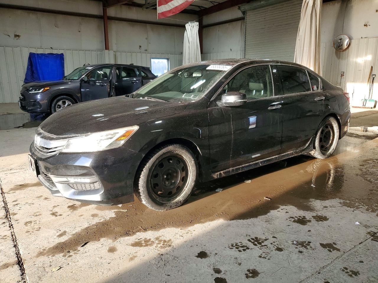 2017 HONDA ACCORD
