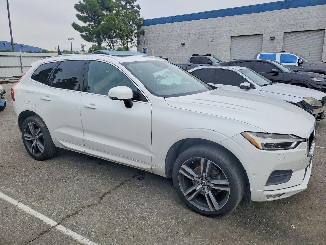 2018 VOLVO XC60