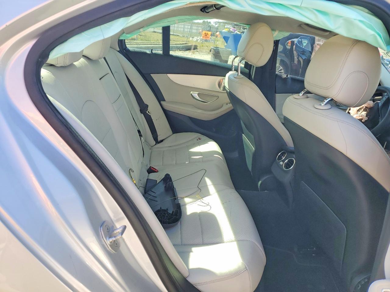 2016 MERCEDES-BENZ C-CLASS