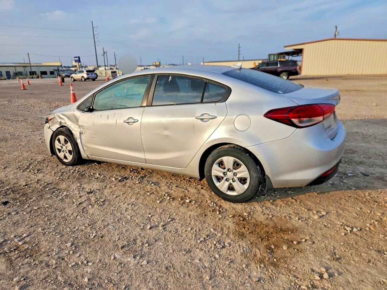 2017 KIA FORTE