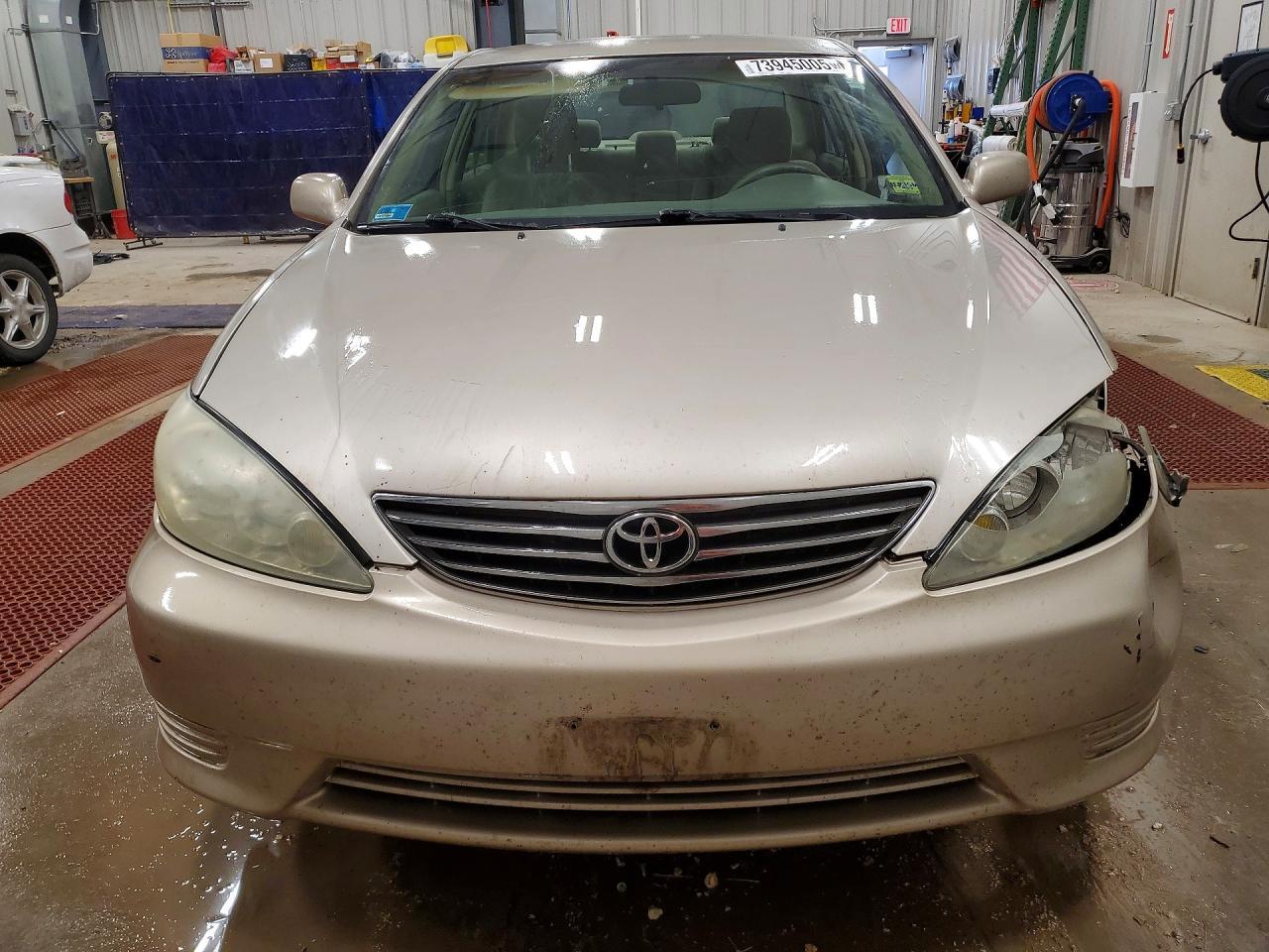 2005 TOYOTA CAMRY