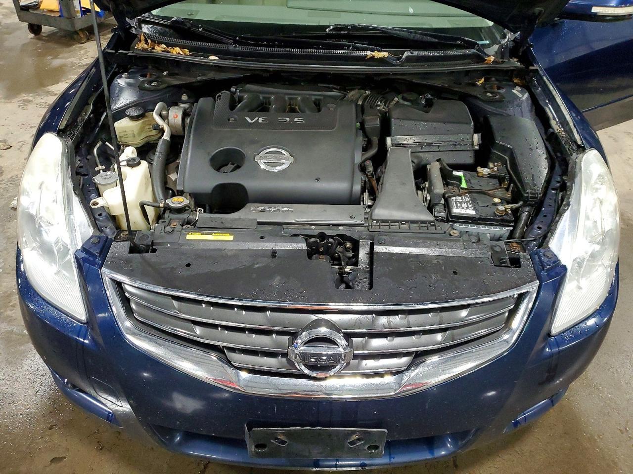 2011 NISSAN ALTIMA