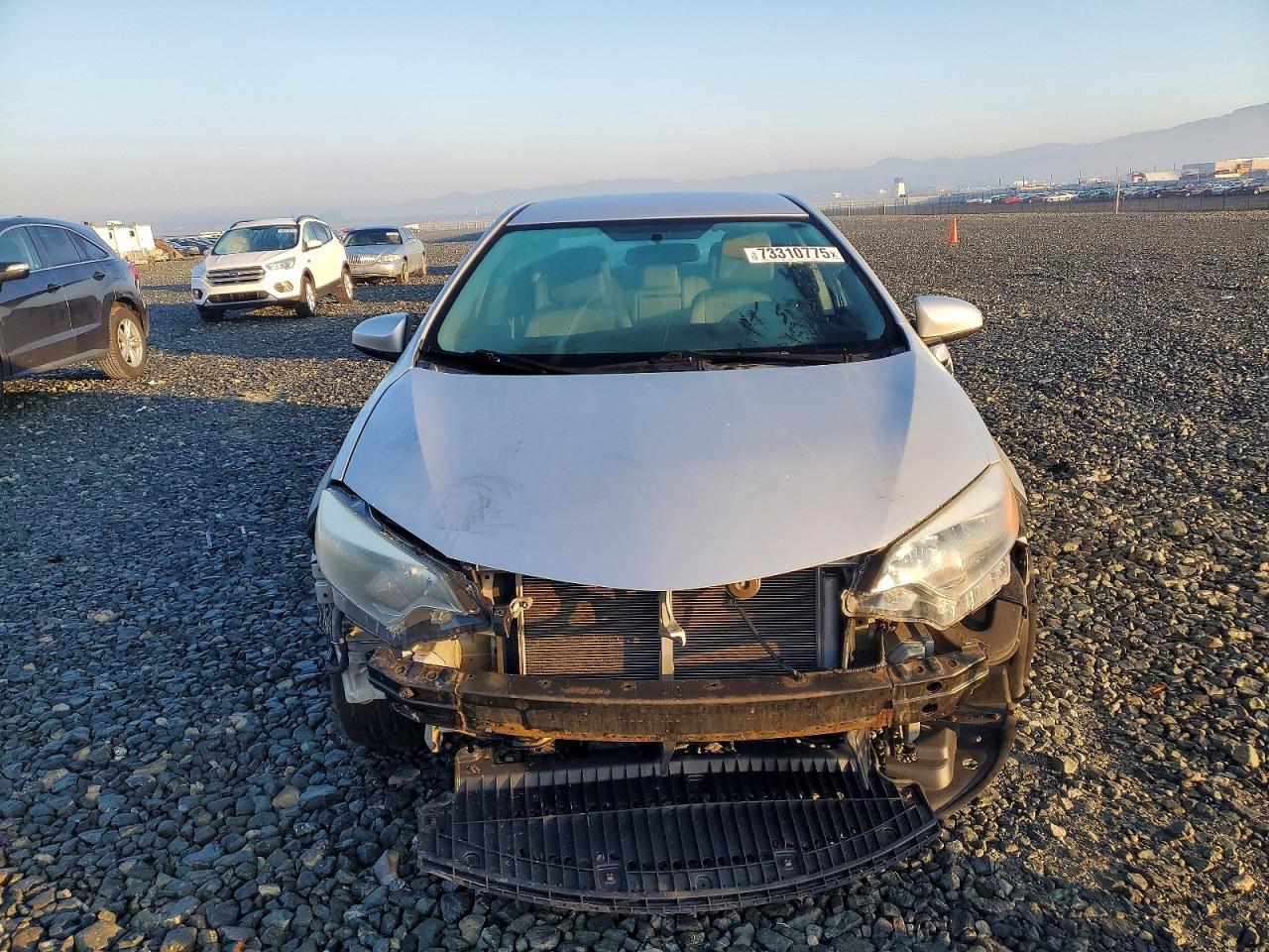 2015 TOYOTA COROLLA