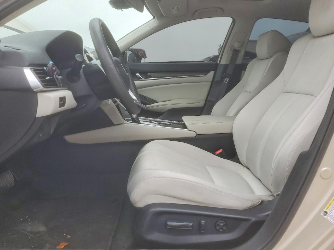 2018 HONDA ACCORD