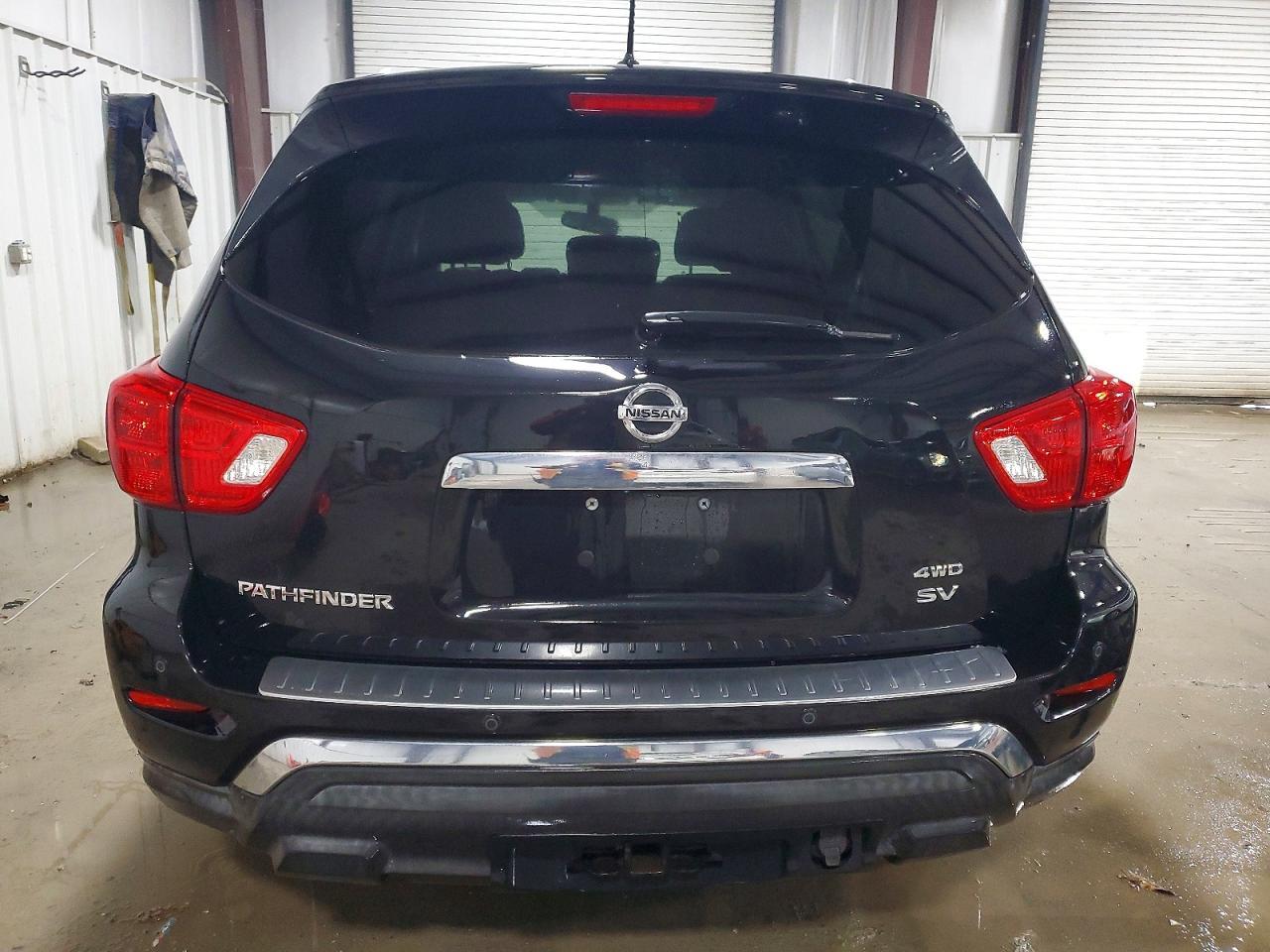 2017 NISSAN PATHFINDER