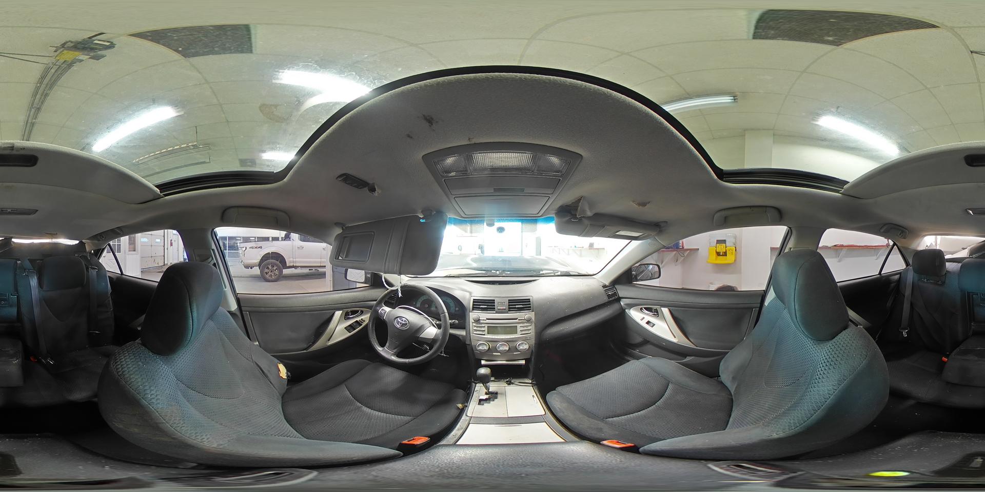 2010 TOYOTA CAMRY