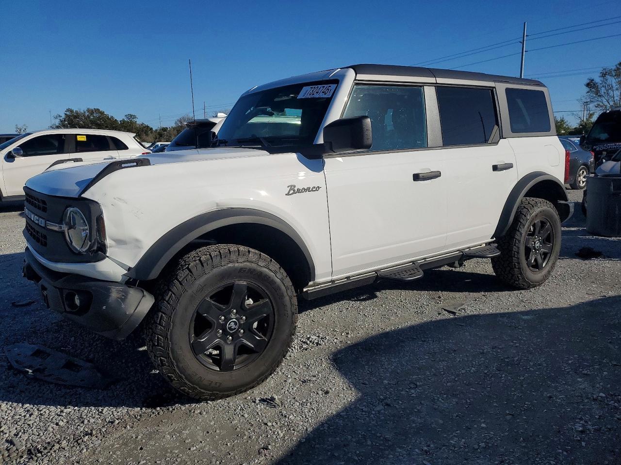 2024 FORD Bronco