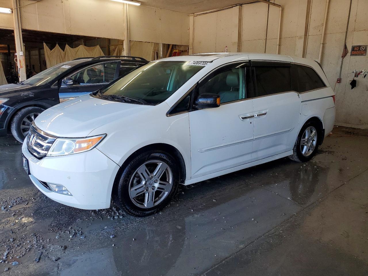 2011 HONDA ODYSSEY