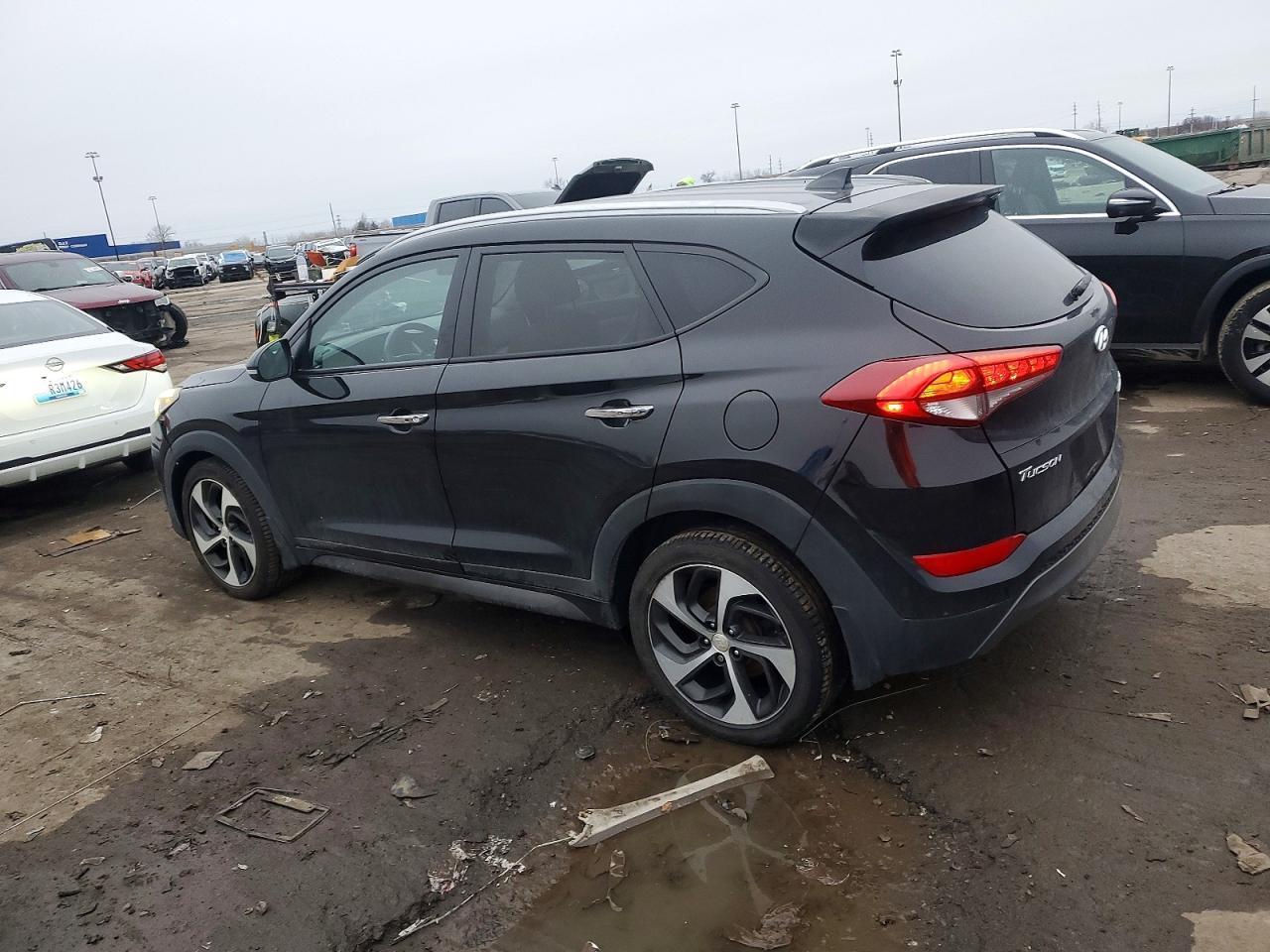 2016 HYUNDAI TUCSON