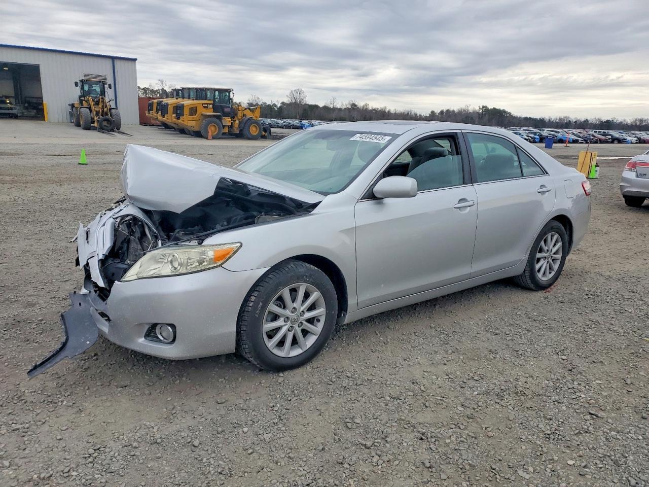 2010 TOYOTA CAMRY