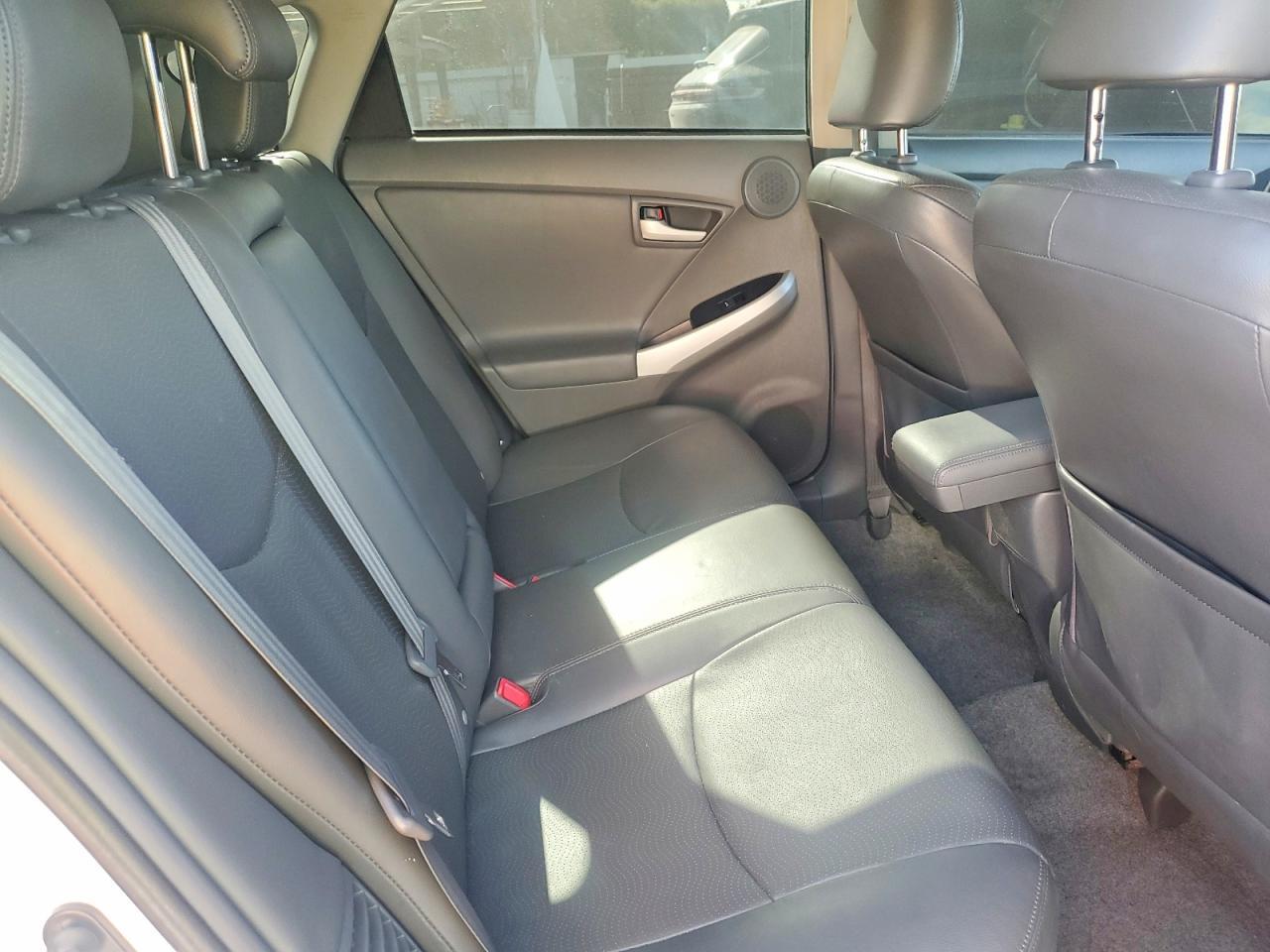 2011 TOYOTA PRIUS