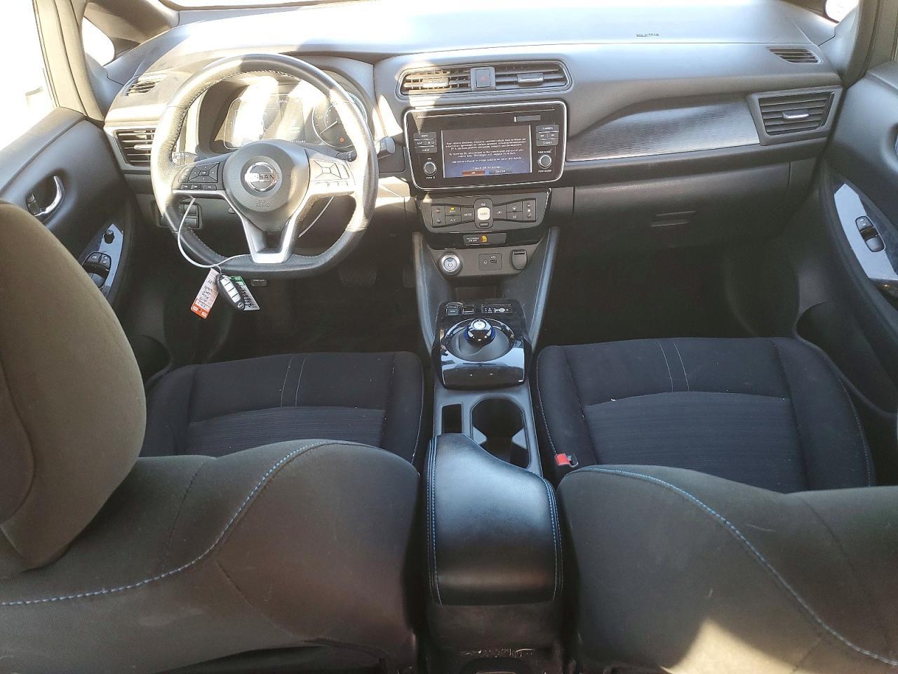 2018 NISSAN LEAF