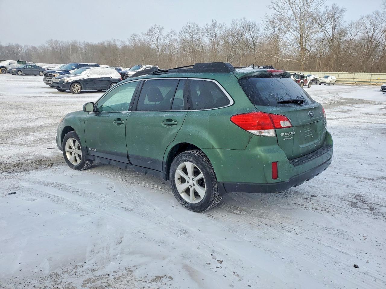 2013 SUBARU Outback