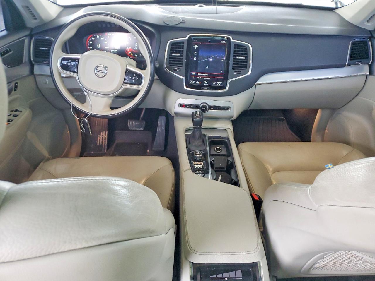 2018 VOLVO XC90