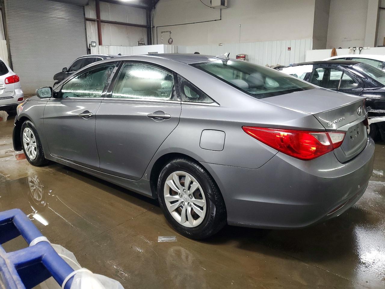 2011 HYUNDAI SONATA
