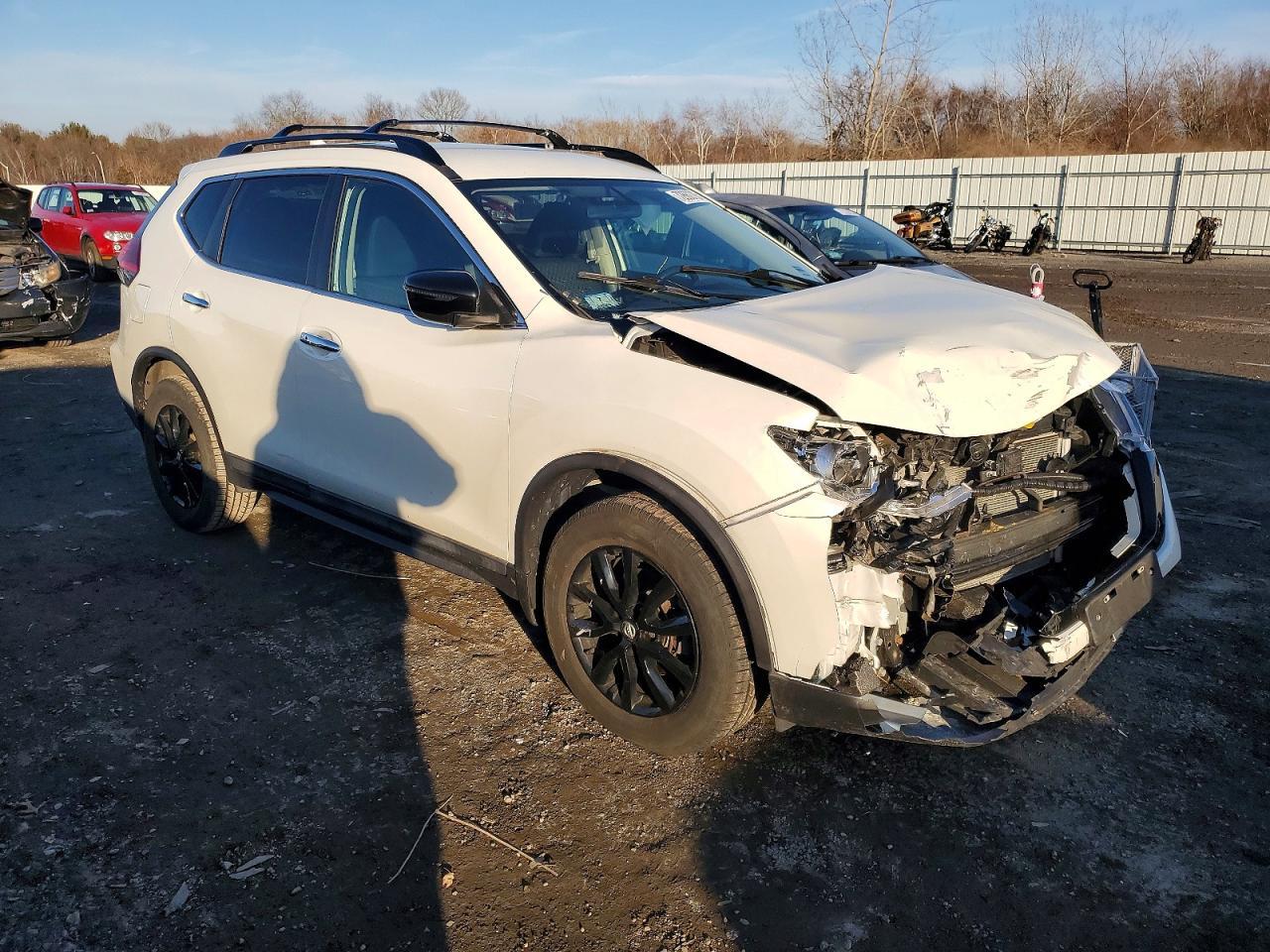 2017 NISSAN ROGUE