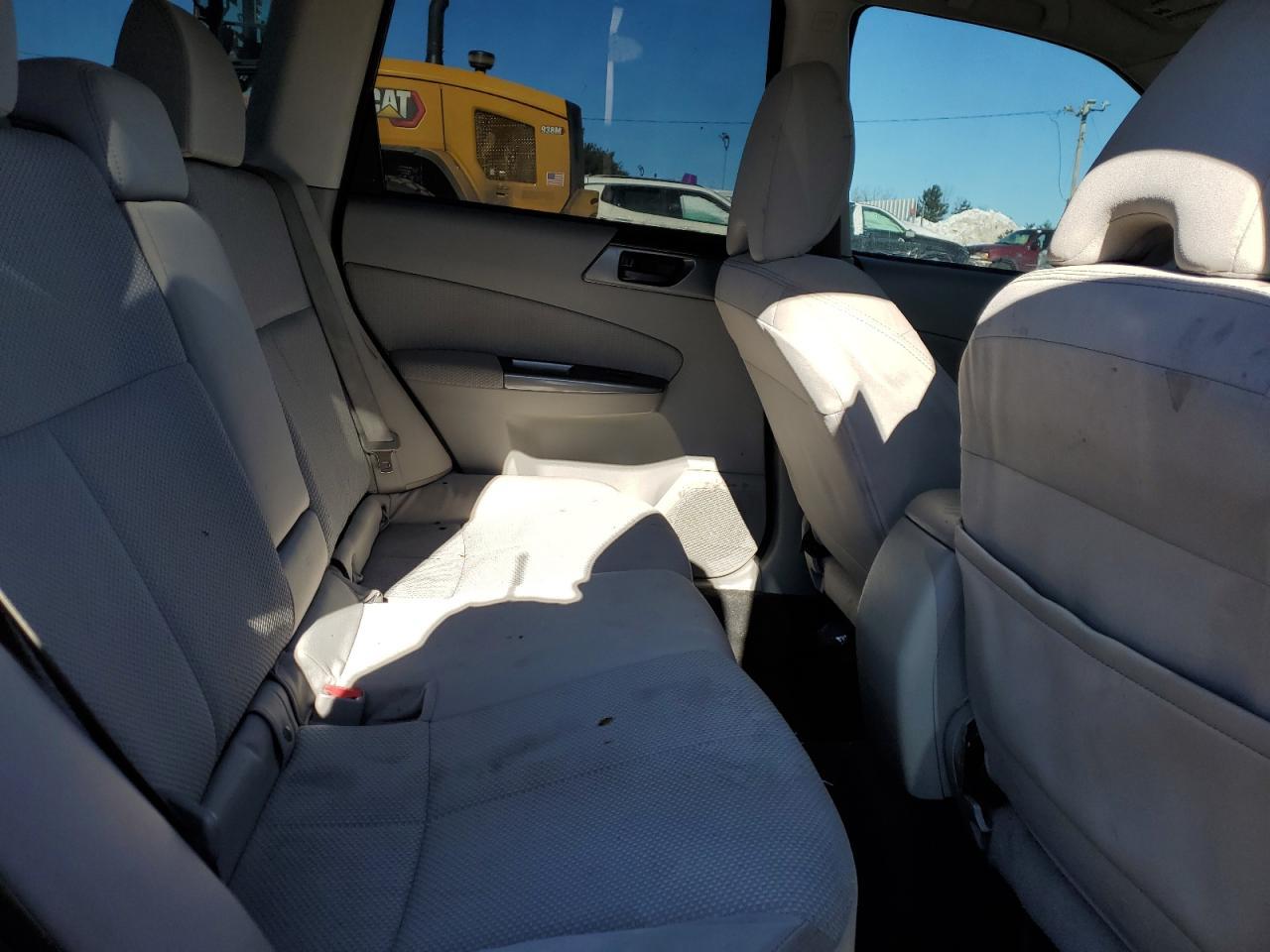 2011 SUBARU FORESTER