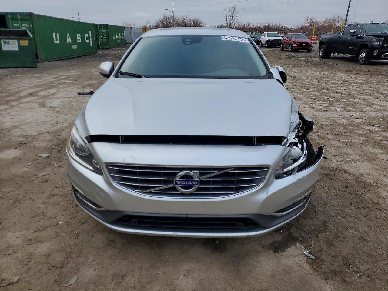 2017 VOLVO S60