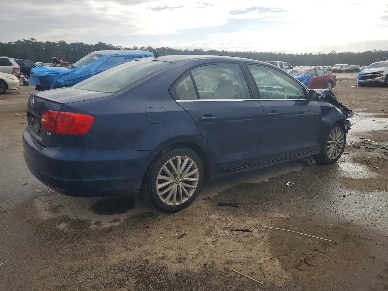2014 VOLKSWAGEN JETTA
